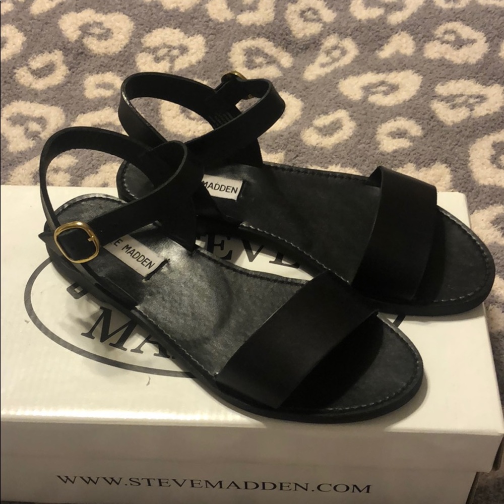 Black Steve Madden Sandals
